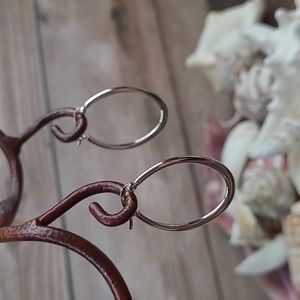SILVER OVAL HOOP PIERCED EARRINGS